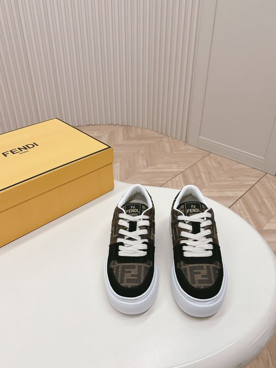 Fendi Retro Embossed Logo Leather Platform Sneakers