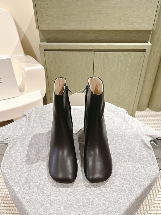 Loewe Round Toe Kitten Heel Ankle Boots with Leather Upper