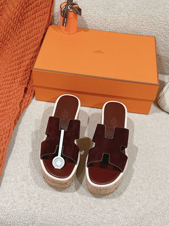 Hermes Versatile Suede Trim Sandals Exquisite Craftsmanship Non-slip Sole
