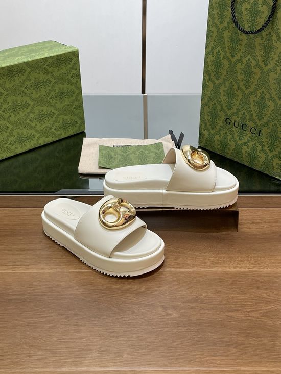 Gucci Nautical Chain Rubber Sole Leather Slide Sandals