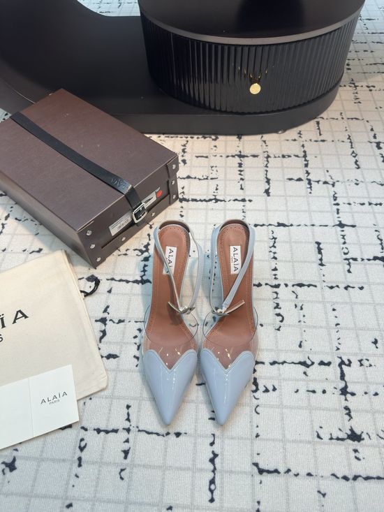 Alaia Heart Design Patent Leather High Heel Slide Sandals