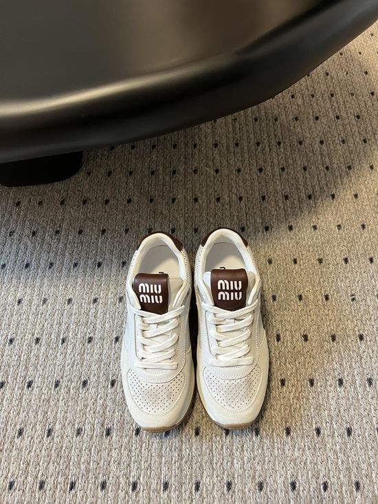 Miu Miu Vintage Distressed Casual Comfortable Walking Sneakers