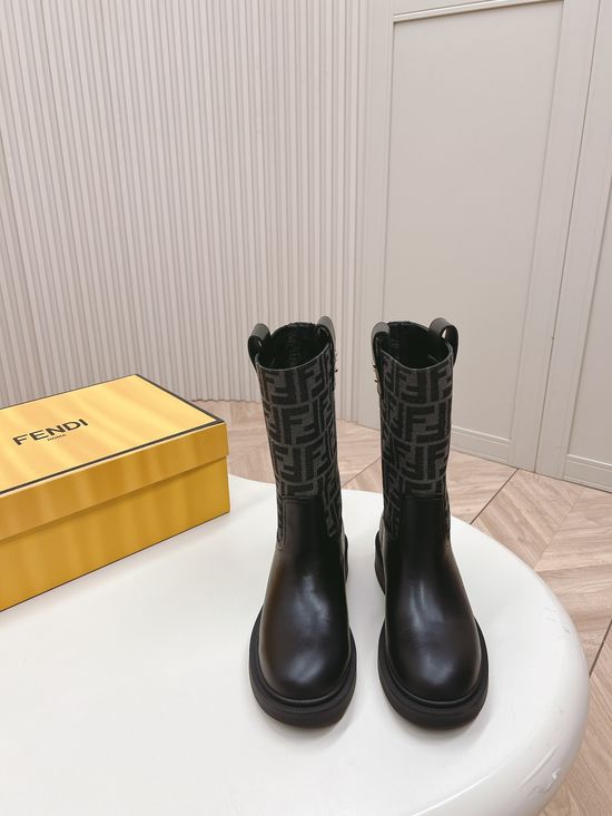 Fendi Leather Upper Boots Classic Pattern Stylish Comfortable Footwear