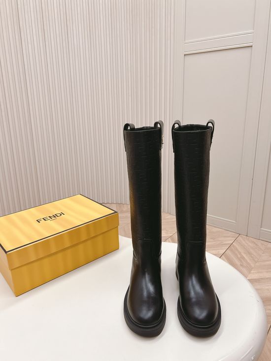 Fendi Embossed Ankle Boots Comfortable Lining Anti-slip Sole