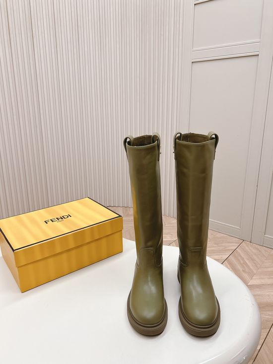 Fendi Embossed Ankle Boots Comfortable Lining Anti-slip Sole