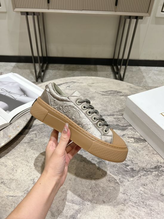 Christian Dior Premium Embroidered Casual Skate Shoes With Breathable Mesh Lining