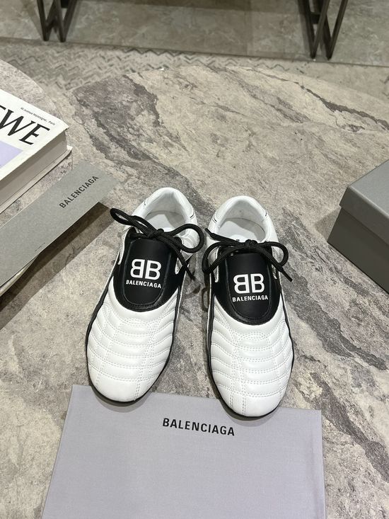 Balenciaga Quilted Leather Casual Sneakers With Retro Classic Dual Logo Design