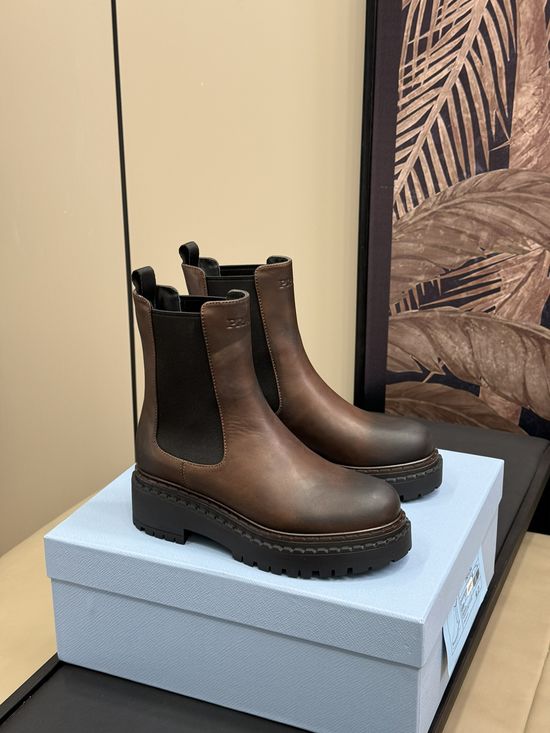 Prada Thick Sole Leather Chelsea Boots Comfortable Warm Daily Shoes