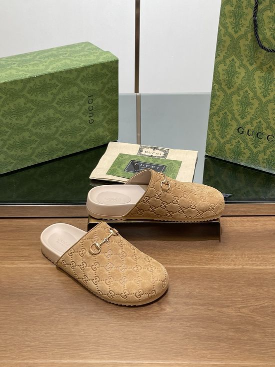 Gucci Embossed Suede Leather Lined Horsebit Platform Clogs