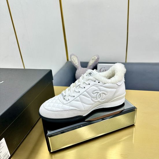 Chanel Classic Black White Leather Casual Sneakers Non Slip