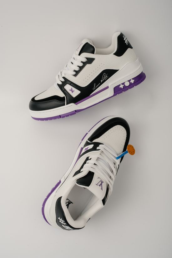 Louis Vuitton Leather Round-Toe Lace-Up Low-Top Sneakers