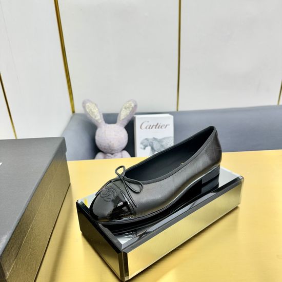 Chanel Classic Two Tone Slingback Comfortable Flat Shoes