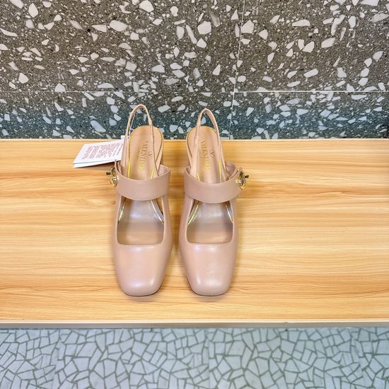 Valentino Block Heel Mary Jane Shoes Gold Buckle Elegant Footwear