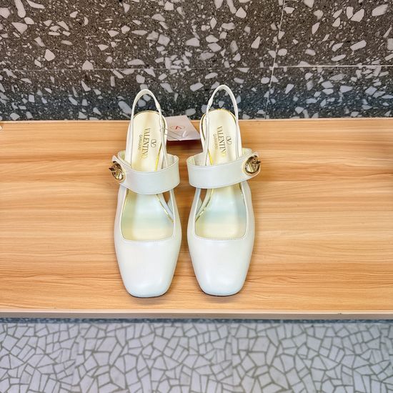 Valentino Block Heel Mary Jane Shoes Gold Buckle Elegant Footwear