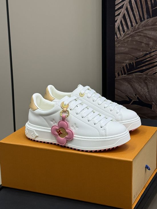 Louis Vuitton Classic Platform Leather Sneakers With Rubber Outsole