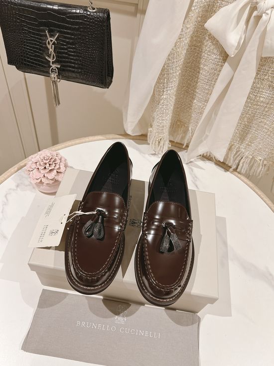 Brunello Cucinelli Glossy Leather Casual Loafers Durable Flexible Comfortable Sole