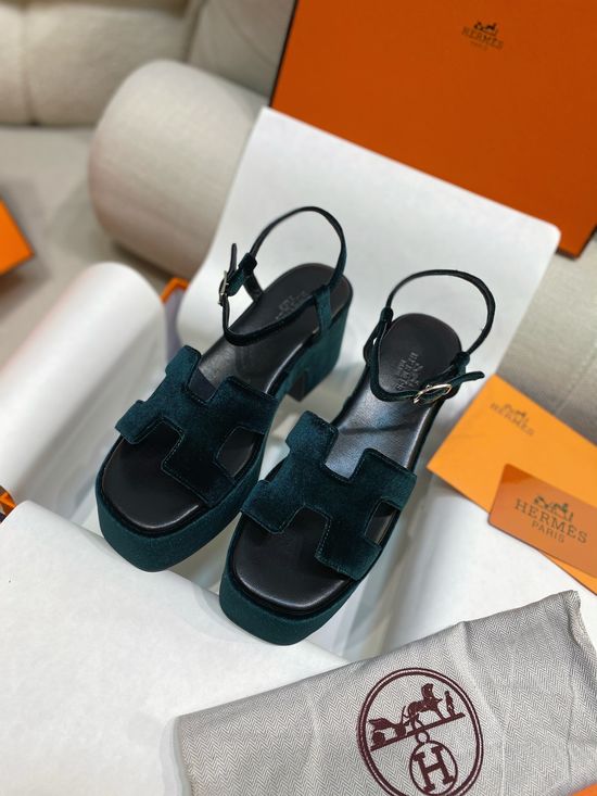 Hermes Adjustable Strap Platform Sandals With Rose Gold Buckle