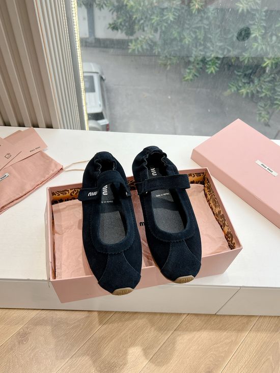 Miu Miu Coin Decor Loafer Ballet Shoes Soft Suede Leather Upper