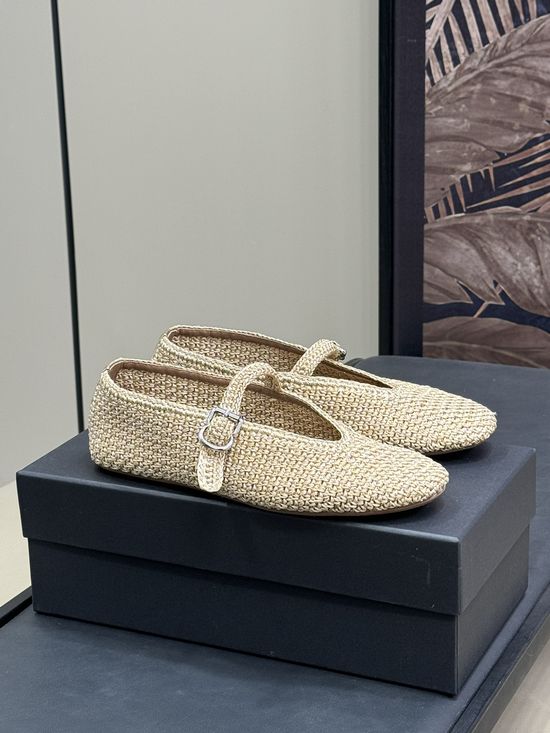 Alaia Hand-Woven Retro Style Ballet Flats