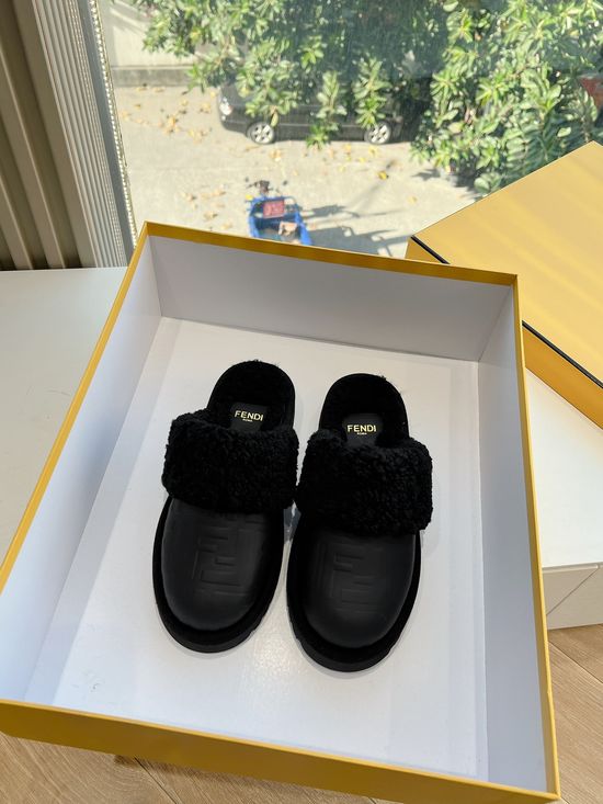 Fendi Premium Wool Blend Casual Sneakers with Logo Patchwork