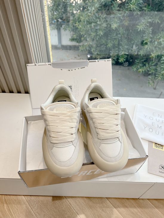 Golden Goose Soft Breathable Casual Low-top Sneakers