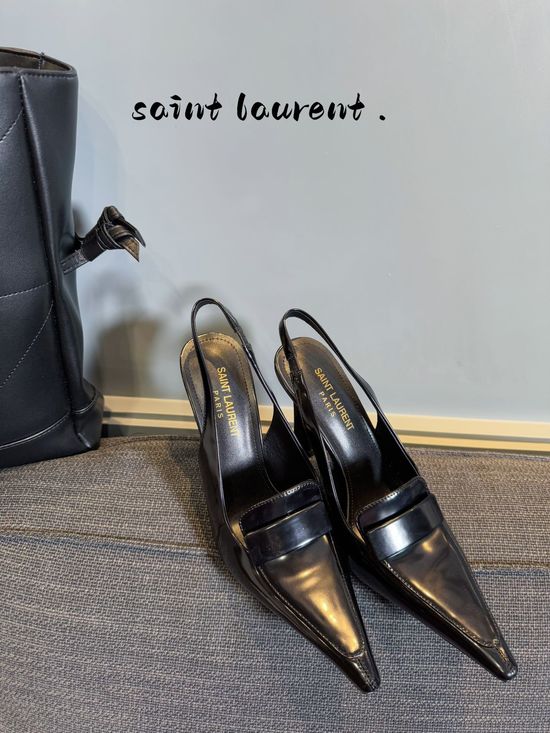 Yves Saint Laurent Elegant Polished Leather Upper High Heel Dress Shoes