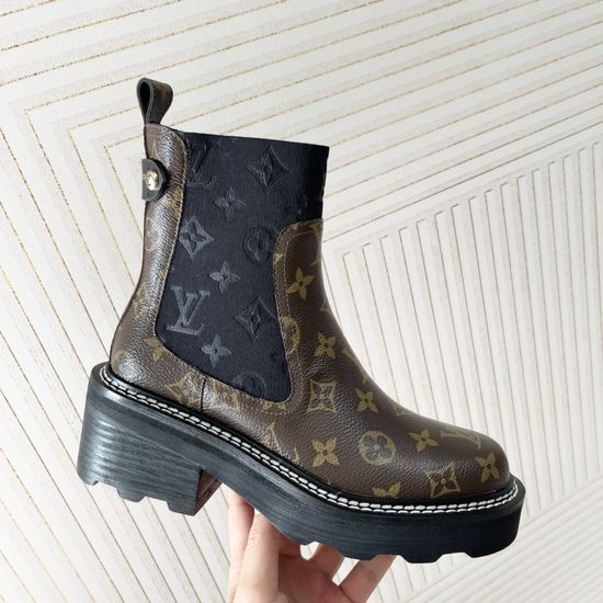 Louis Vuitton Embossed Elastic Chelsea Ankle Boots Leather Upper
