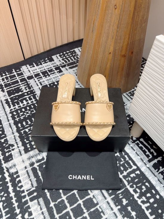 Chanel Lambskin Slide Sandals with Chain Accent Leather Sole