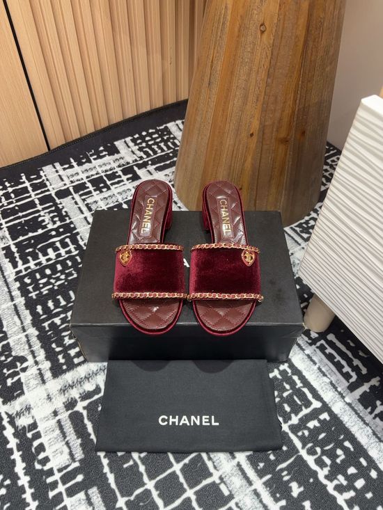 Chanel Lambskin Slide Sandals with Chain Accent Leather Sole