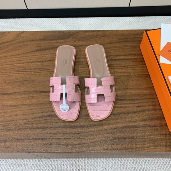 Hermes Flat Slide Sandals Pebbled Leather Upper
