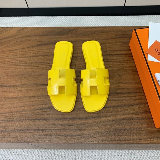 Hermes Flat Slide Sandals Smooth Leather Upper