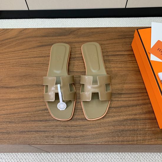 Hermes Flat Slide Sandals Smooth Leather Upper