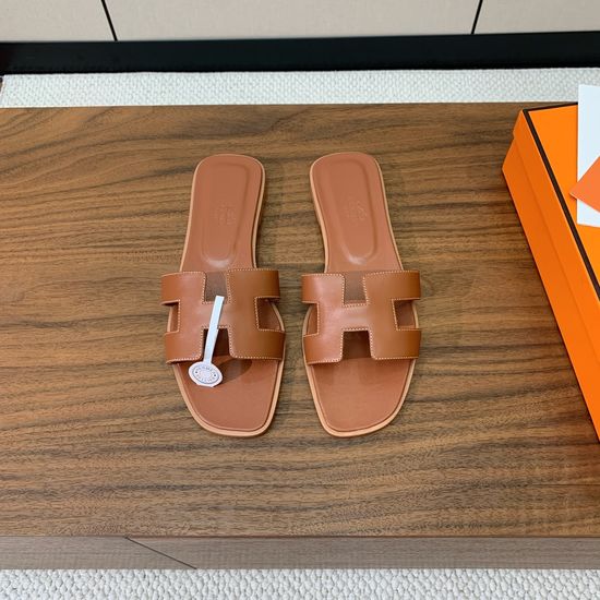 Hermes Flat Slide Sandals Smooth Leather Upper
