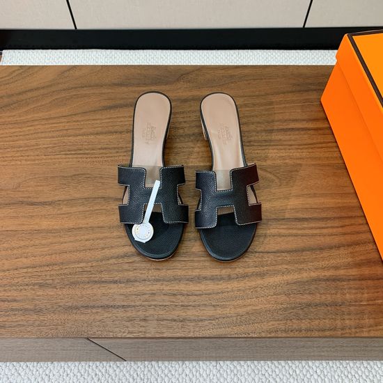 Hermes Mid Heel Slide Sandals Palm Print Leather Upper Cushioned Sheepskin Insole