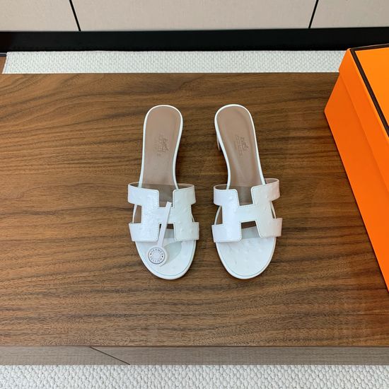 Hermes Mid Heel Slide Sandals Embossed Leather Upper Soft Sheepskin Lining