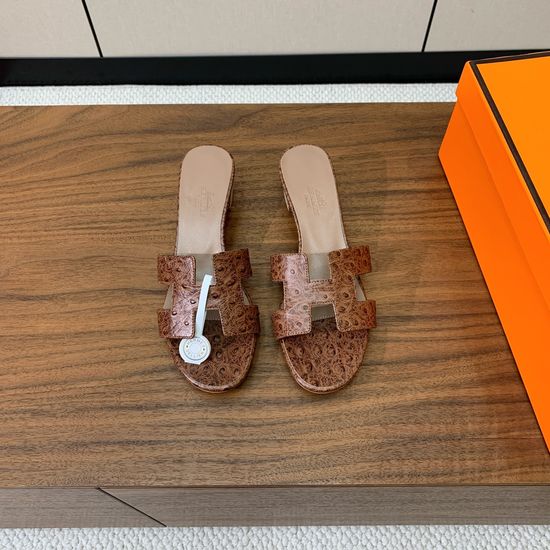 Hermes Mid Heel Slide Sandals Embossed Leather Upper Soft Sheepskin Lining