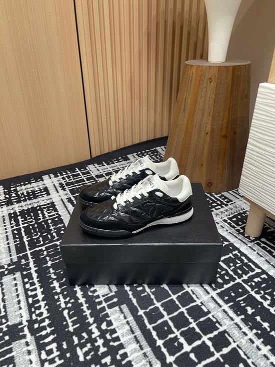 Chanel Quilted Casual Sneakers Comfortable All-match Footwear