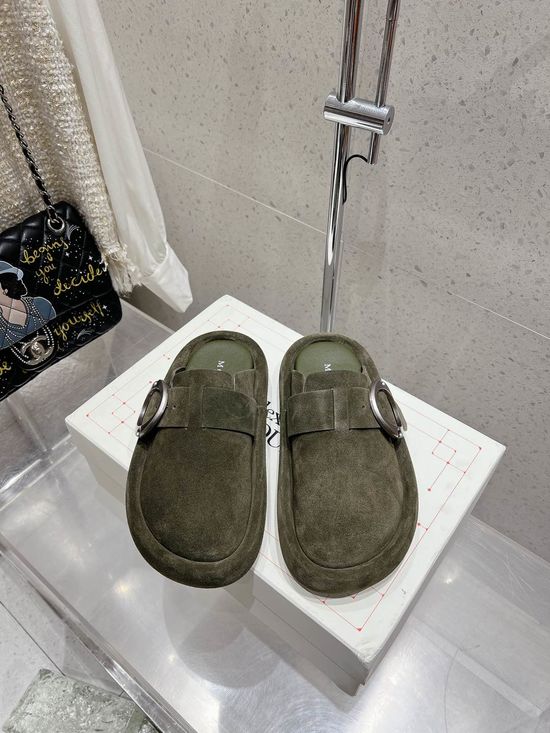 McQueen Stylish Elevated Closed Toe Slip On Comfortable Clog Slippers