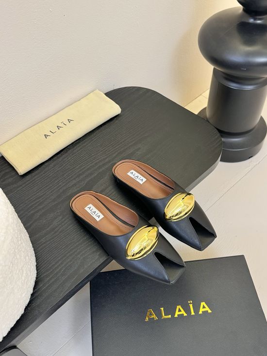 Alaia Peep Toe Buckle Slippers Comfortable Elegant Casual Footwear