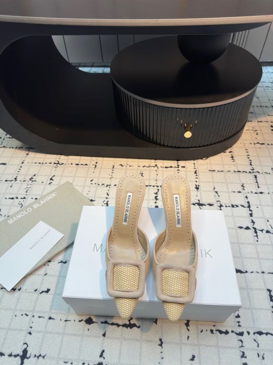 Manolo Blahnik Woven Buckle Decor Heeled Mules Elegant Pointed Toe Slides