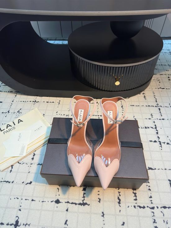 Alaia Heart Design Patent Leather High Heel Slide Sandals
