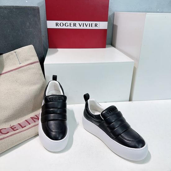 Roger Viver Smooth Leather Thick Sole Casual Comfortable Shoes