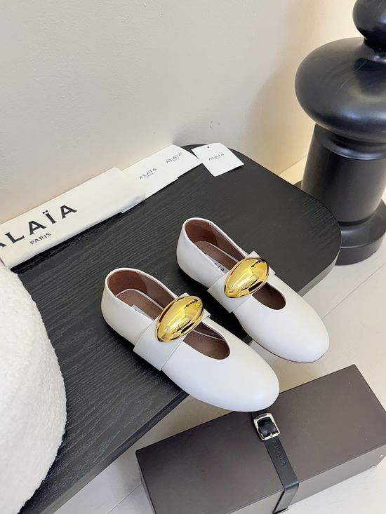 Alaia Classic Hardware Decor Leather Ballet Flats Versatile Daily Shoes