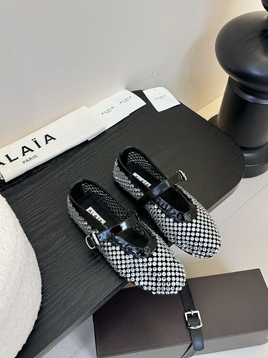 Alaia Classic Hardware Decor Leather Ballet Flats Versatile Daily Shoes