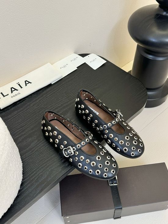 Alaia Classic Hardware Decor Leather Ballet Flats Versatile Daily Shoes