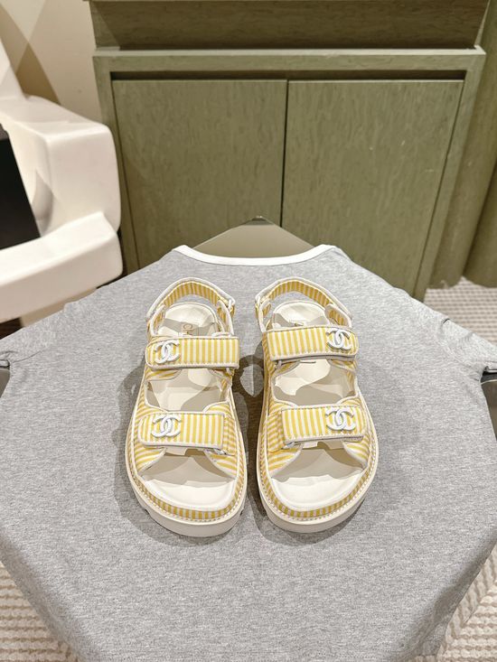 Hermes Stripe Pattern Comfortable Beach Shoes With Optional Sole