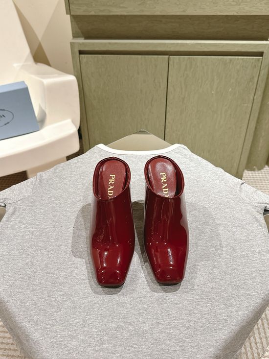 Chanel Mary Jane Patent Leather Buckle Genuine Leather Shoes
