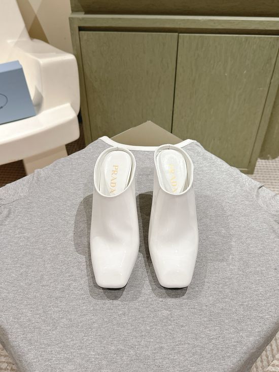 Chanel Mary Jane Patent Leather Buckle Genuine Leather Shoes