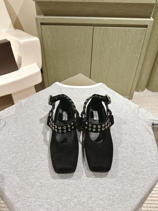 Alaia Rhinestone Decor Mesh Upper Comfortable Ballet Flats