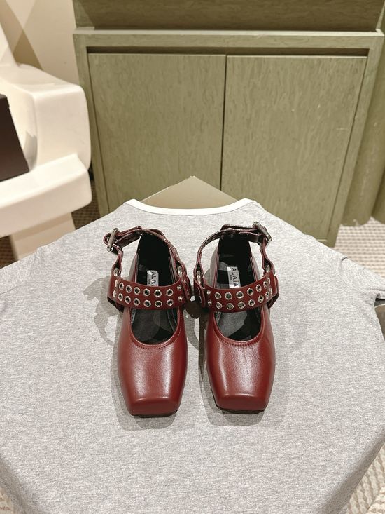 Alaia Rhinestone Decor Mesh Upper Comfortable Ballet Flats